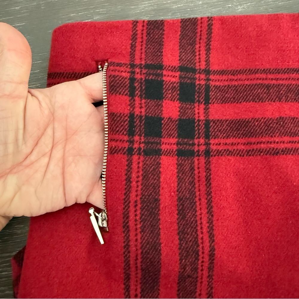 British Khaki Tartan Plaid Red and Black Women's Mini Skirt Size 4 - Picture 5 of 9